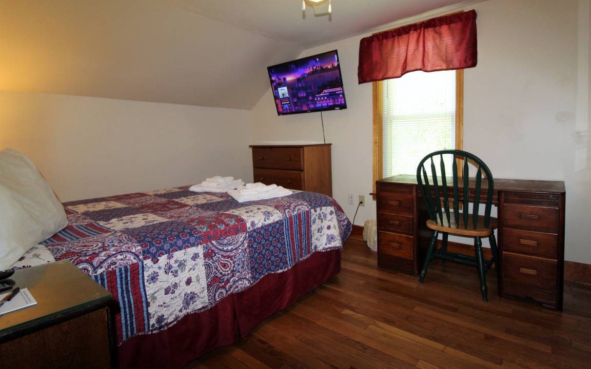 Photo of Bedroom in Oneonta