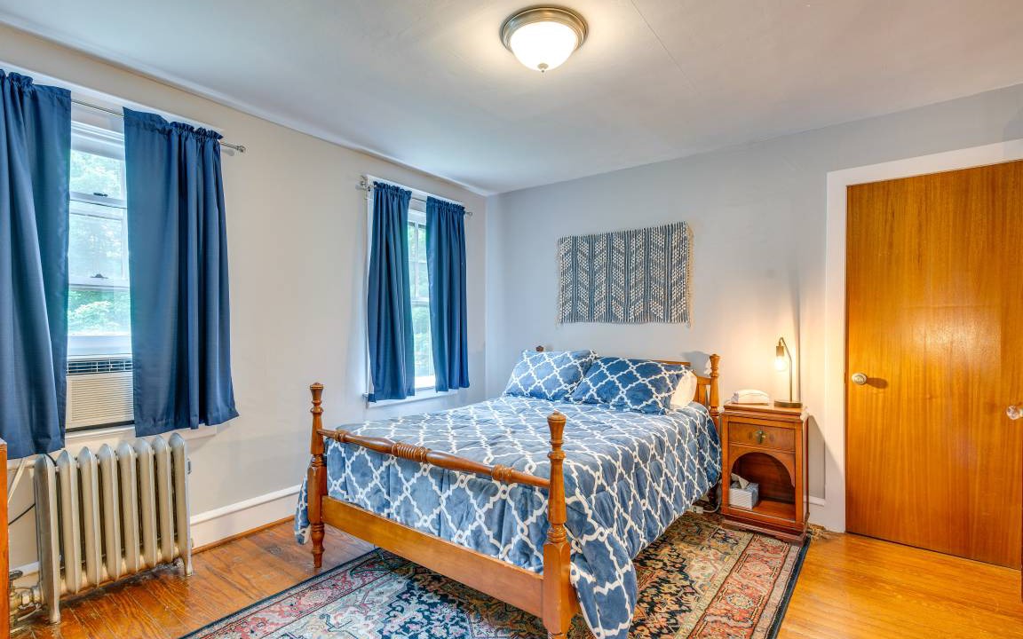 Photo of Bedroom in Carbondale
