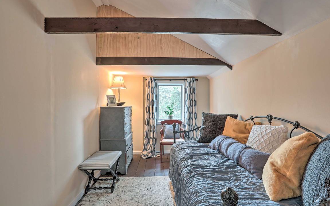 Photo of Bedroom in Lambertville