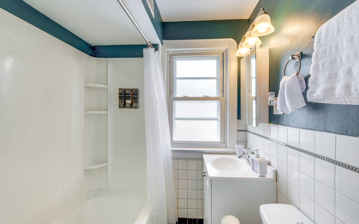 Photo of Bathroom in Cleveland