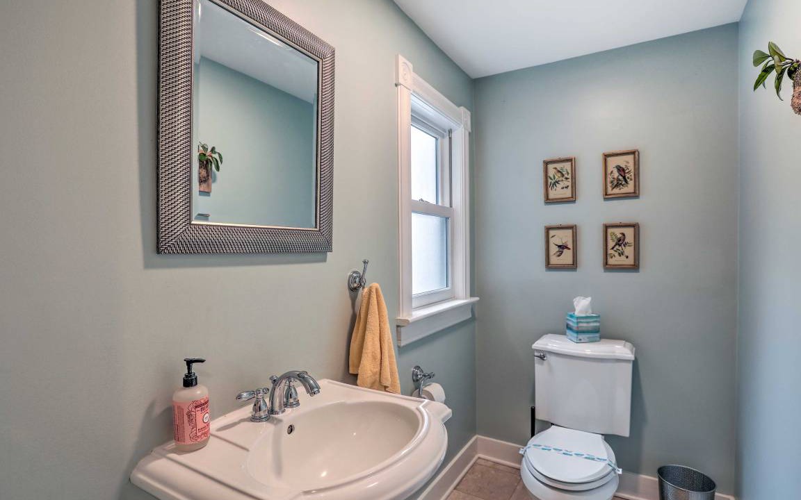 Photo of Bathroom in Lambertville