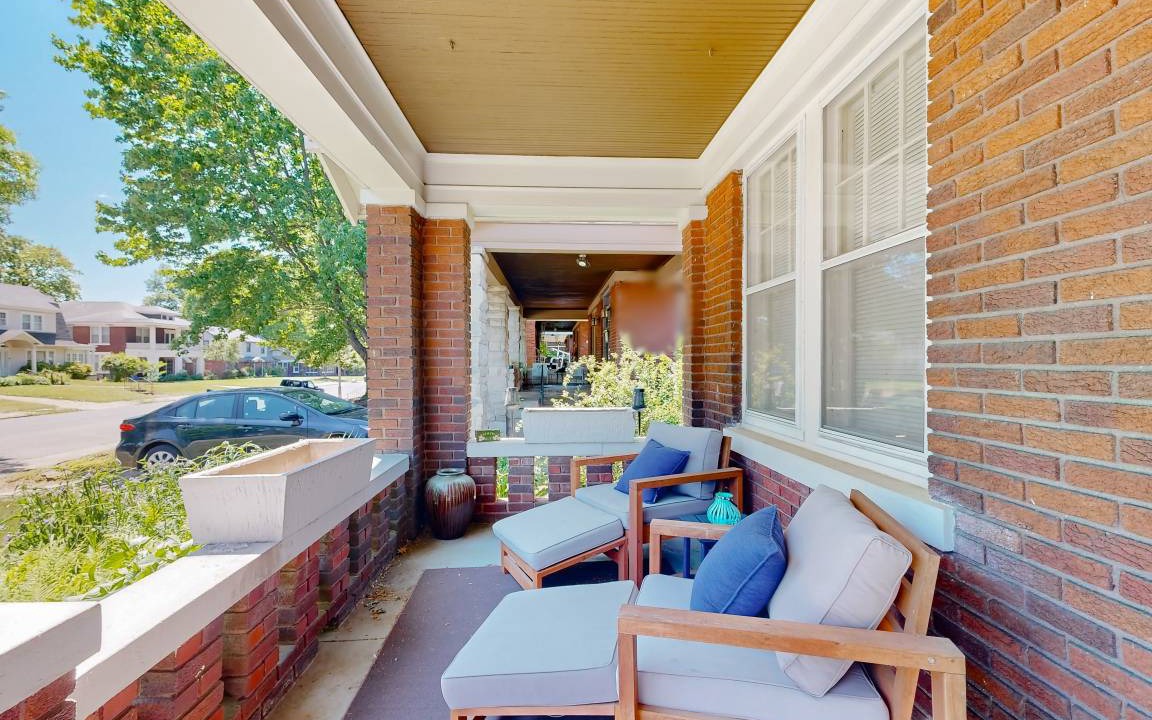Photo of Patio Balcony in Evergreen