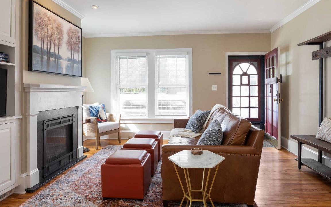 Photo of Livingroom in Lambertville