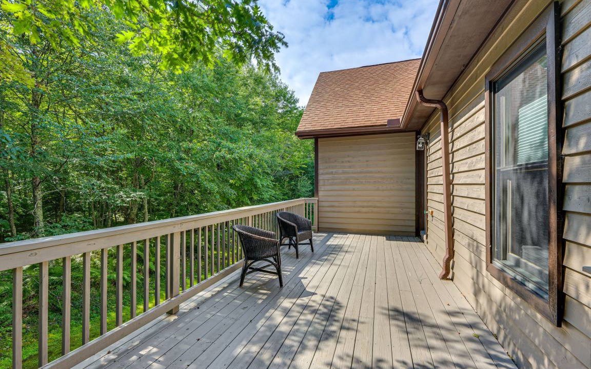 Photo of Patio Balcony in Snowshoe