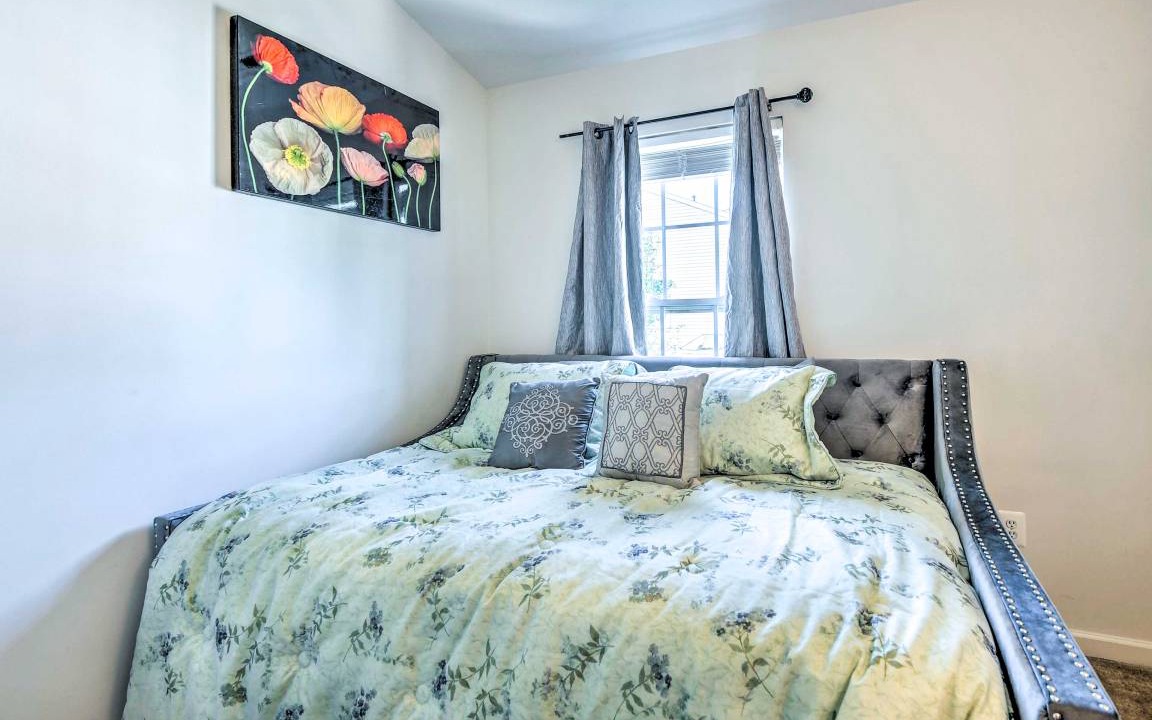 Photo of Bedroom in Elkridge