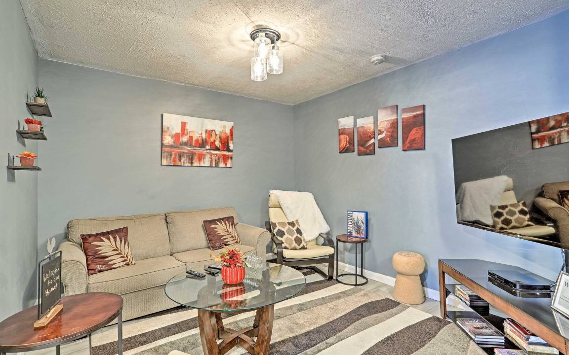 Photo of Livingroom in Dale City