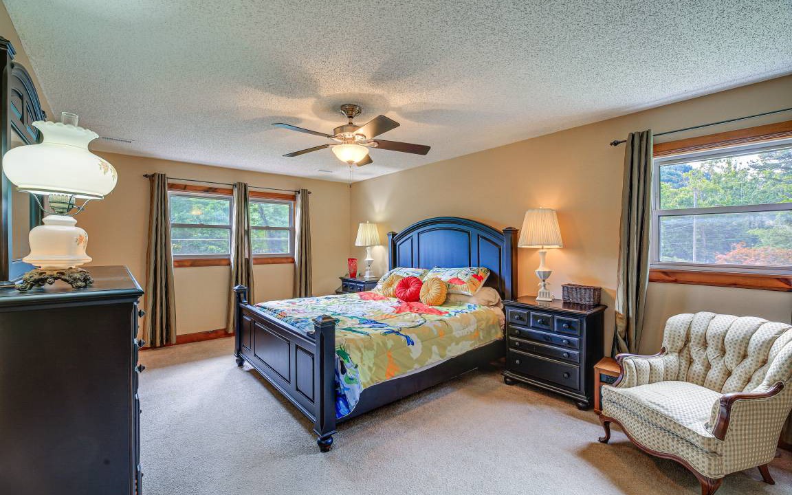 Photo of Bedroom in Bluff City
