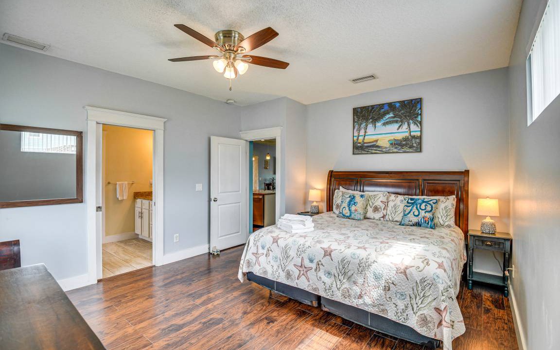 Photo of Bedroom in Marineland Acres
