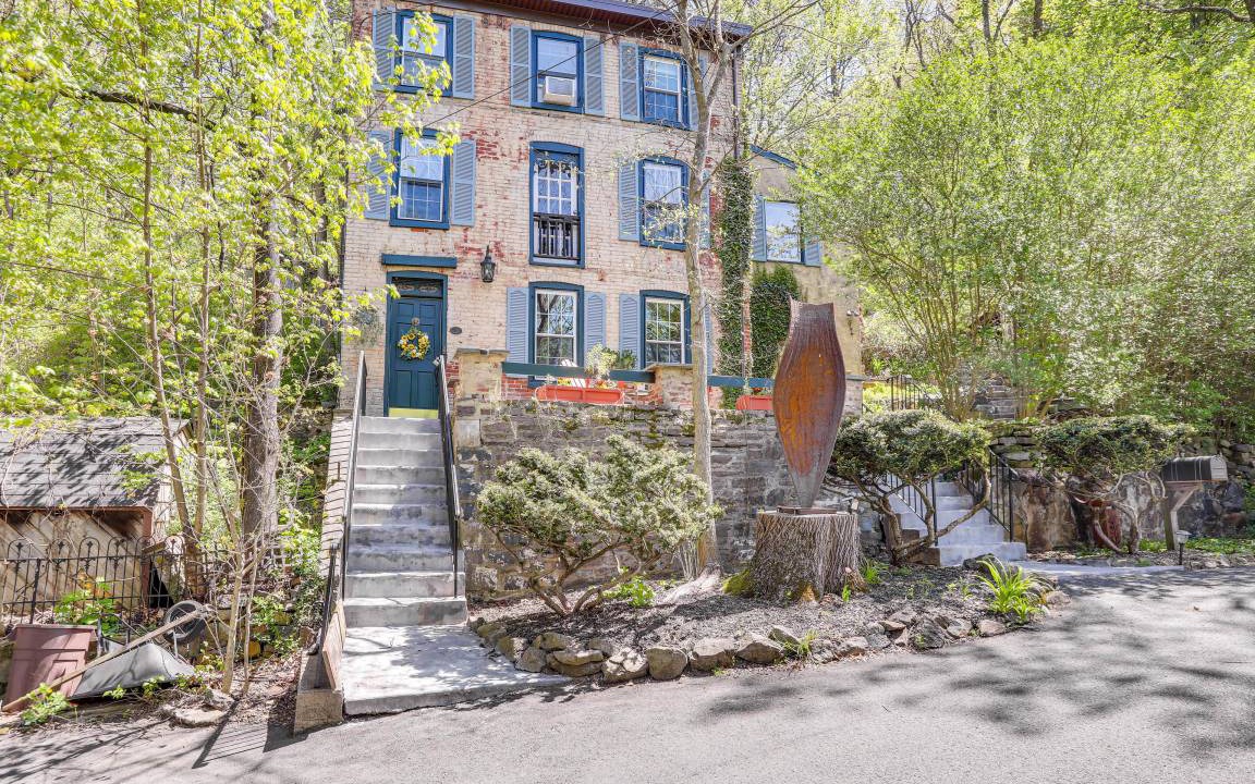 Photo of Others in Lambertville