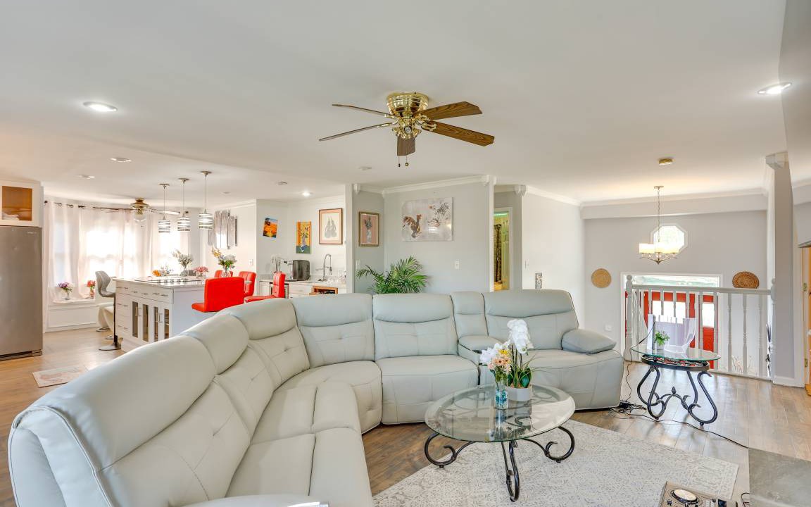 Photo of Livingroom in Harrisburg