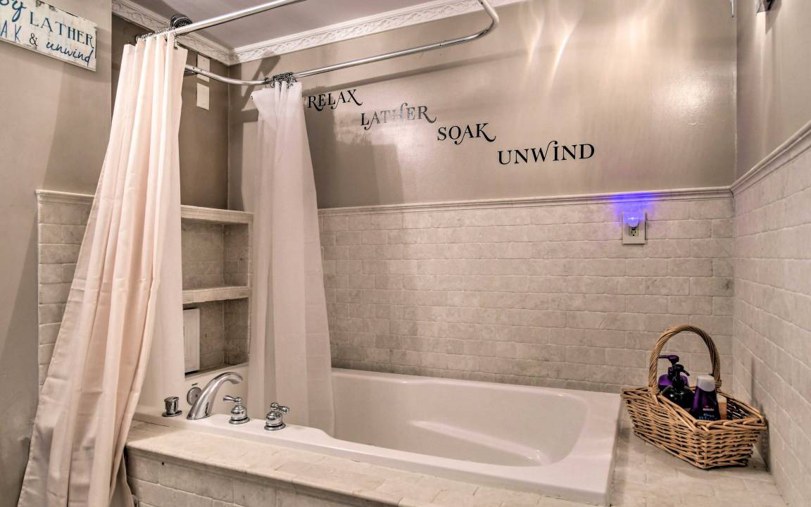Photo of Bathroom in Bel Air South