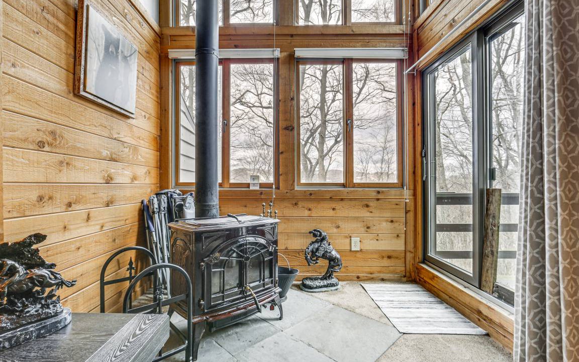 Photo of Livingroom in Seven Springs