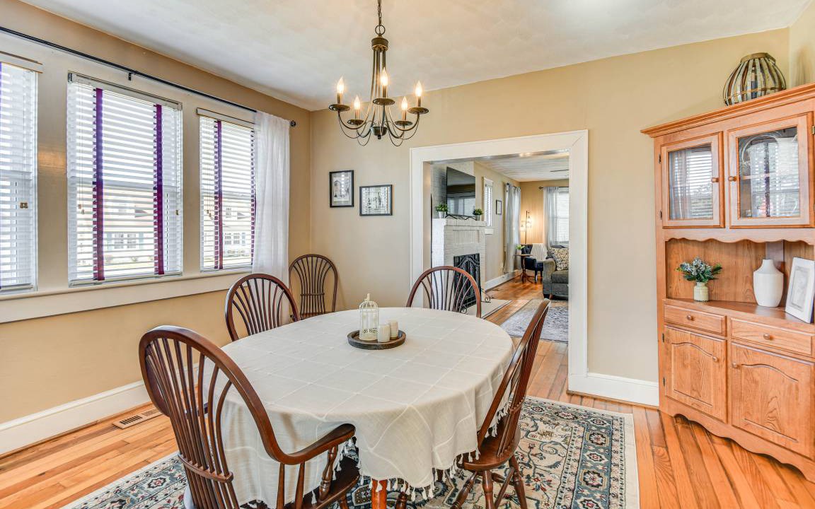Photo of Livingroom in Smithfield