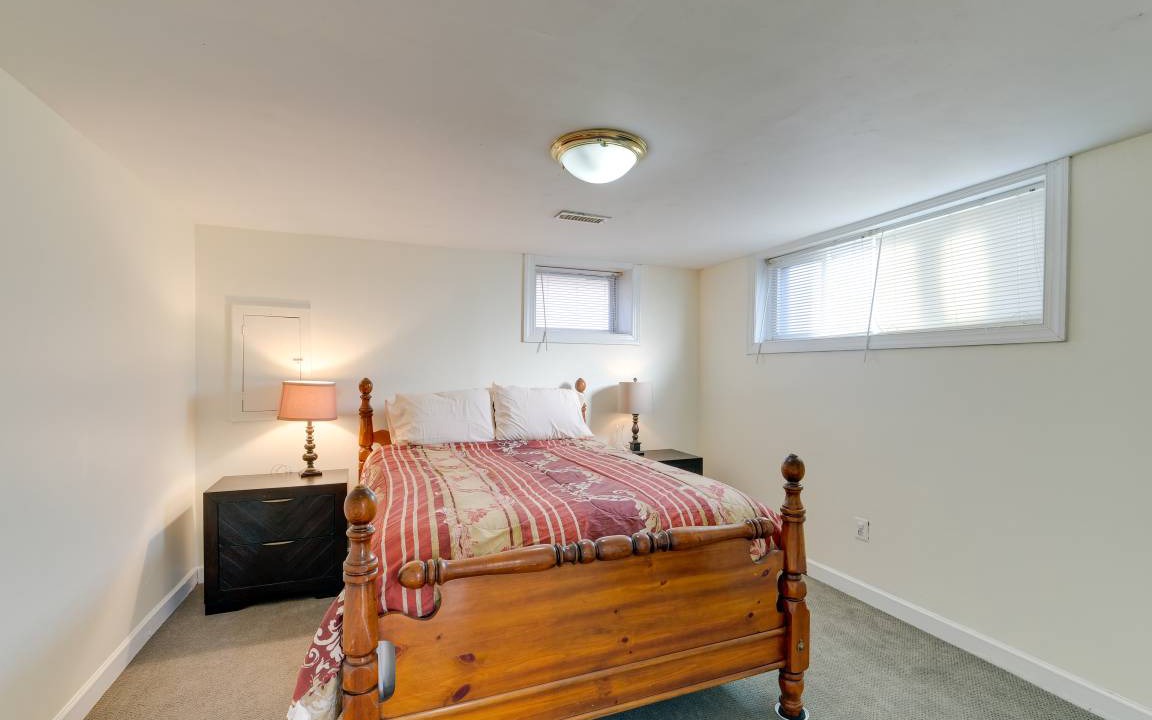 Photo of Bedroom in Newington