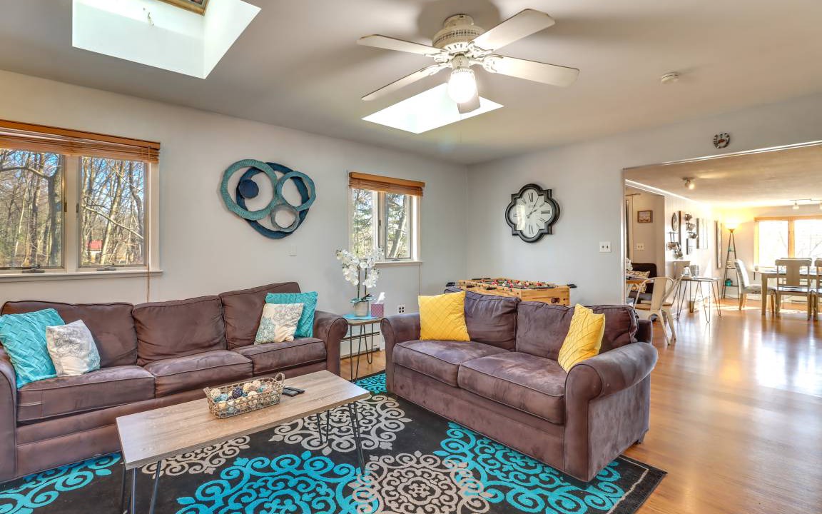 Photo of Livingroom in Pocono Lake