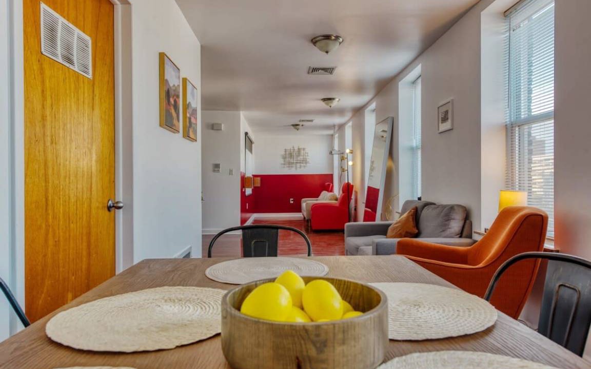 Photo of Livingroom in Chinatown