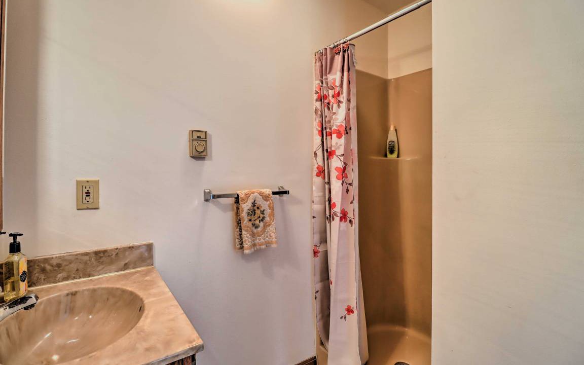 Photo of Bathroom in Jim Thorpe