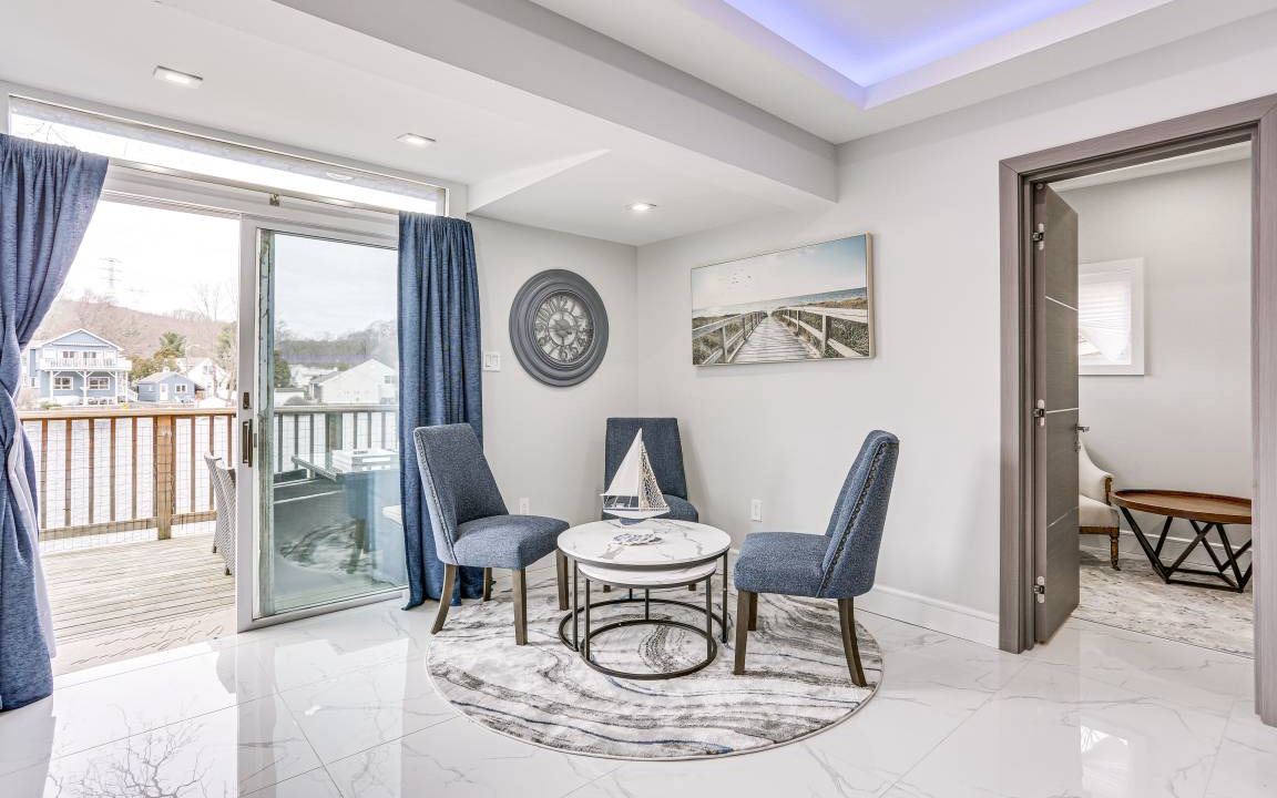 Photo of Livingroom in Lake Hopatcong