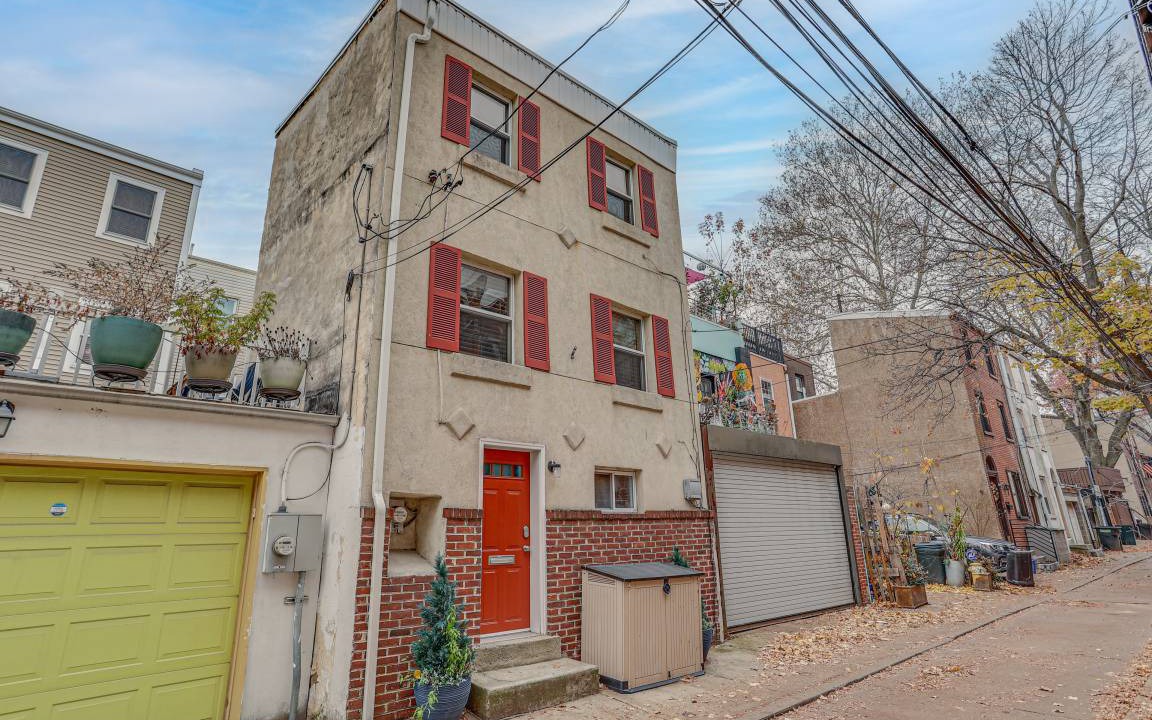 Photo of Others in Queen Village