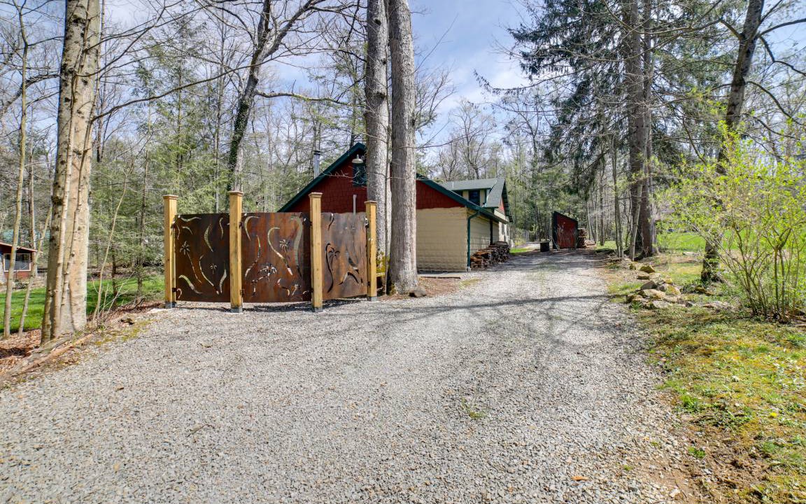 Photo of Others in Laurel Mountain
