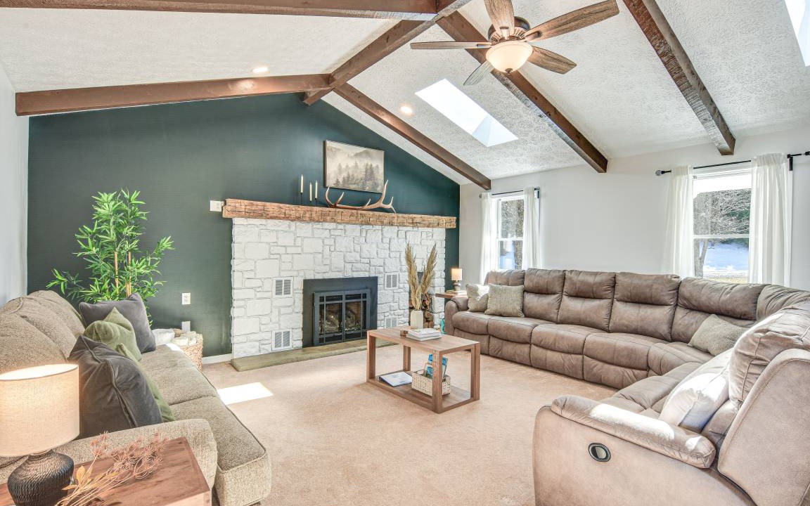 Photo of Livingroom in Coudersport