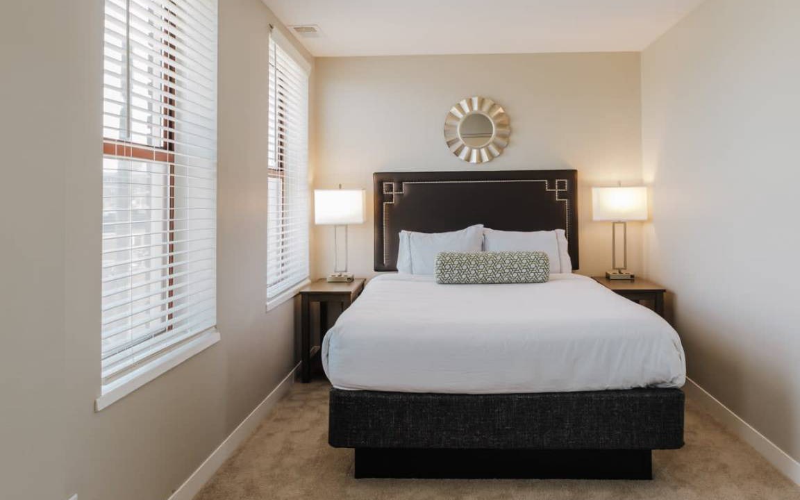 Photo of Bedroom in Chatham-Arch