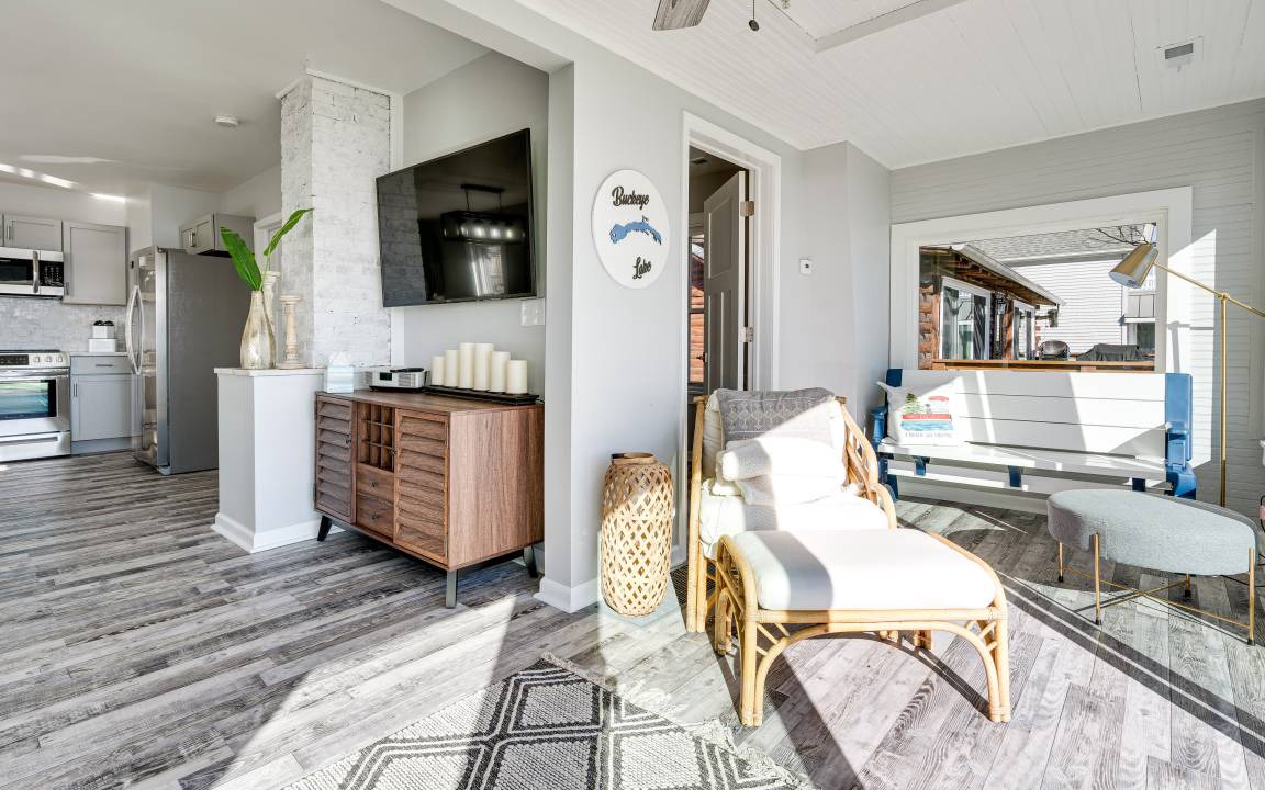 Photo of Livingroom in Buckeye Lake