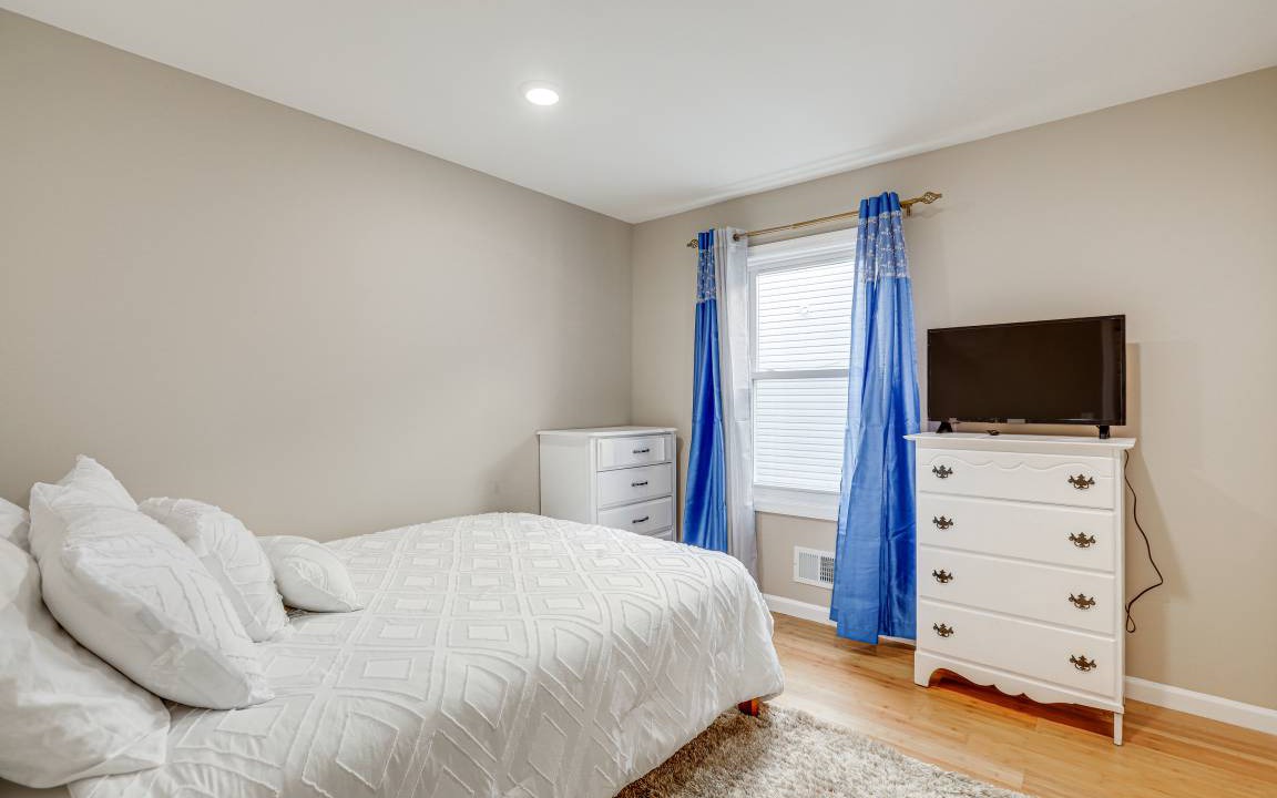 Photo of Bedroom in Irvington