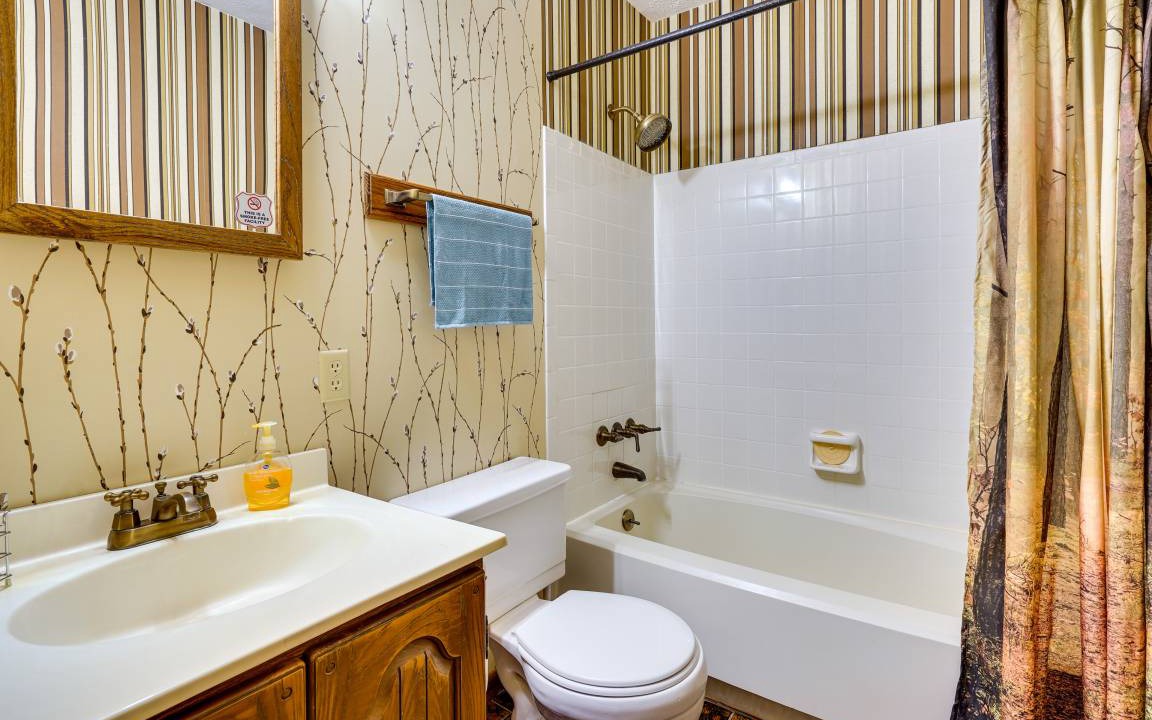 Photo of Bathroom in Howard