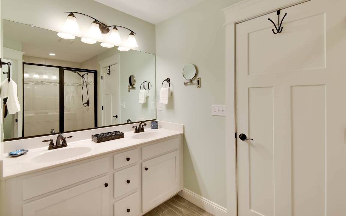 Photo of Bathroom in East Ocean View