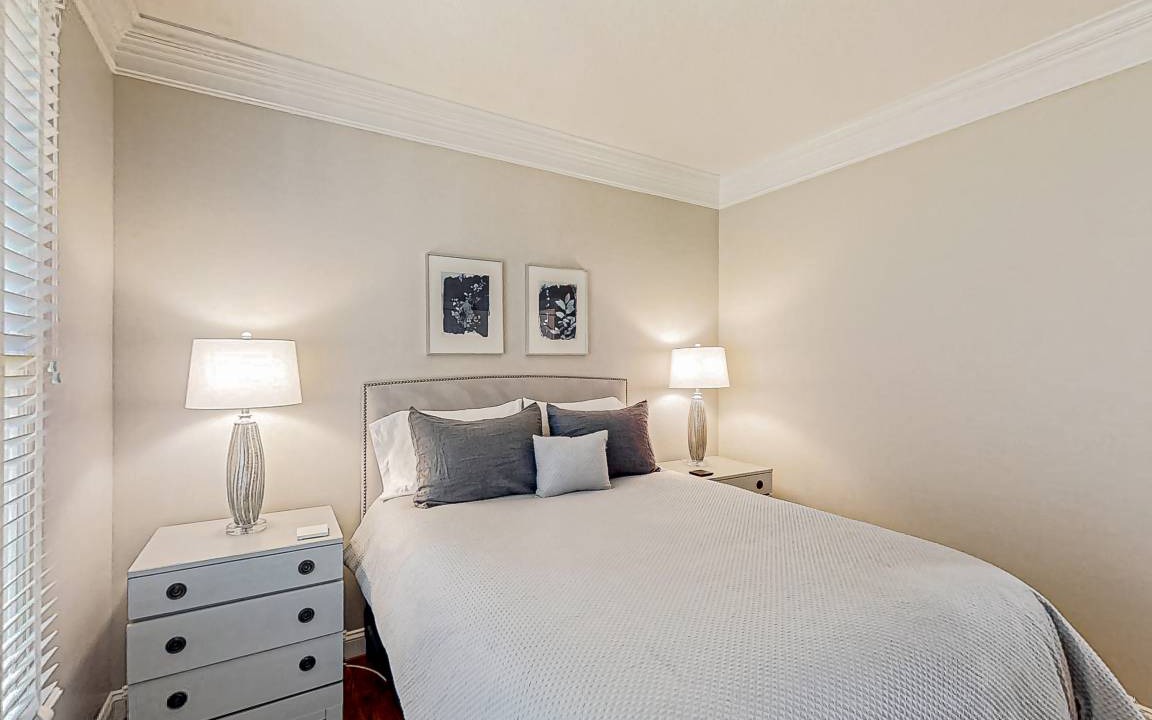 Photo of Bedroom in Laurel Park