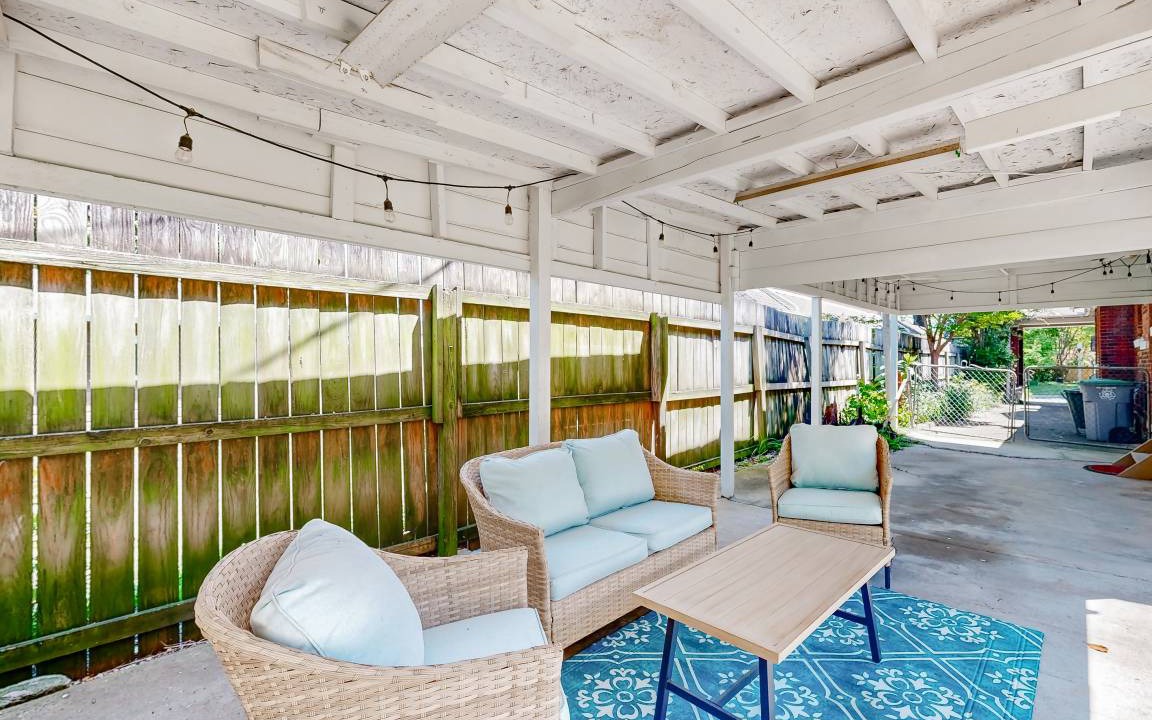 Photo of Patio Balcony in Evergreen