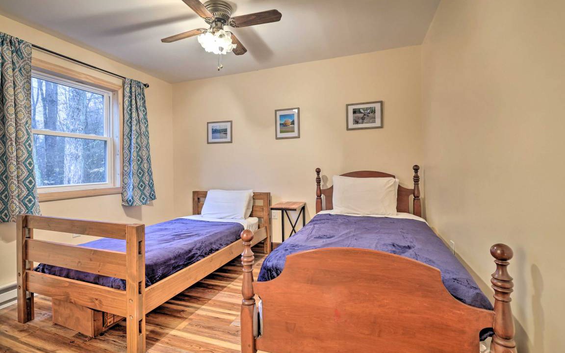 Photo of Bedroom in Greentown