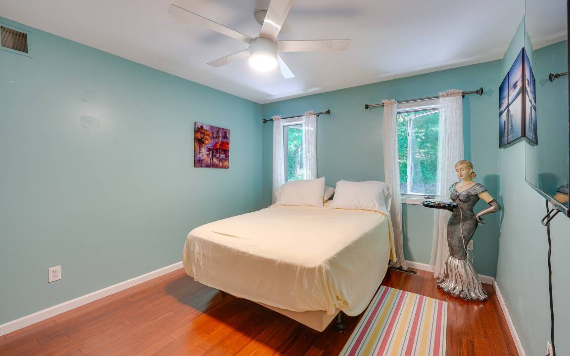 Photo of Bedroom in East Stroudsburg