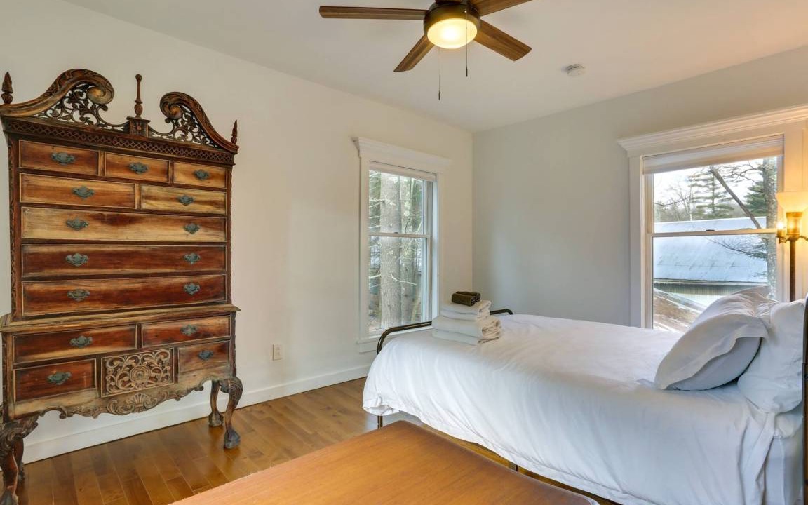 Photo of Bedroom in Lake Huntington