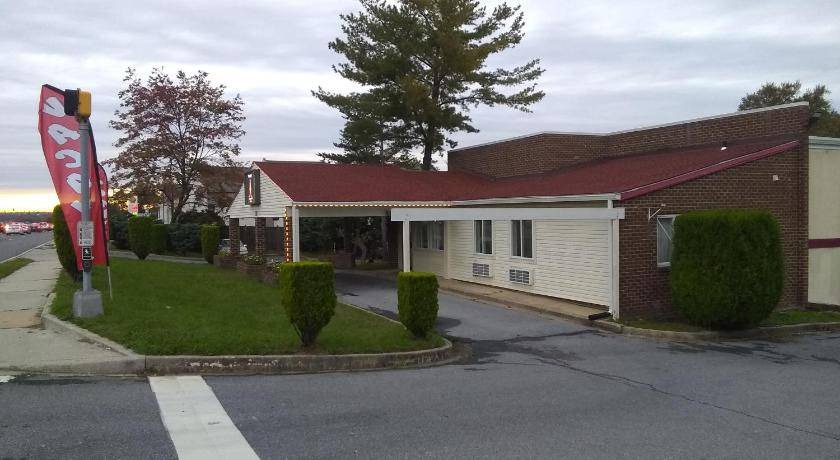 Photo of Buildings in Russett
