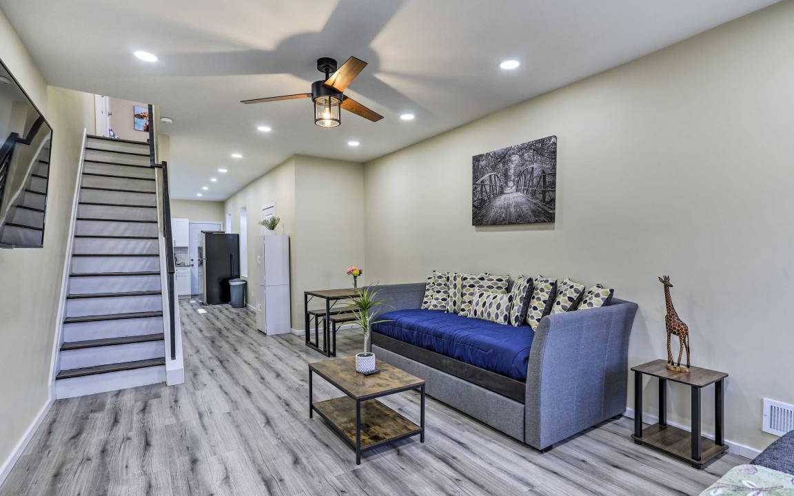 Photo of Livingroom in Frankford