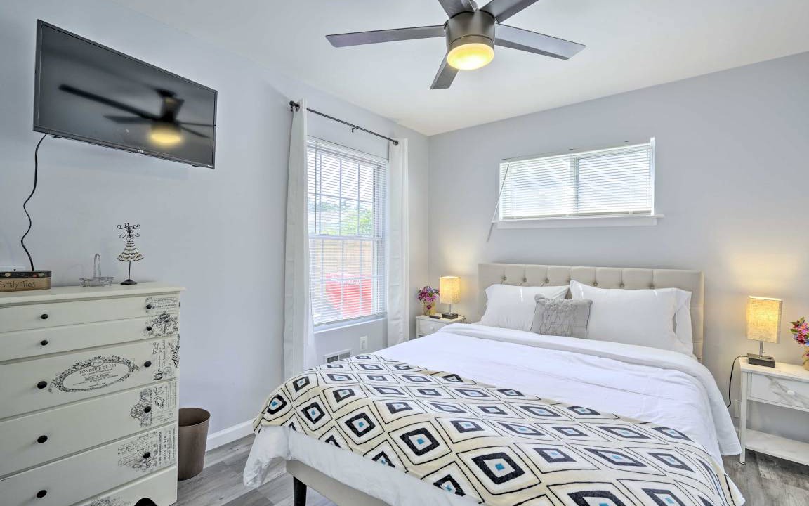 Photo of Bedroom in Bayville