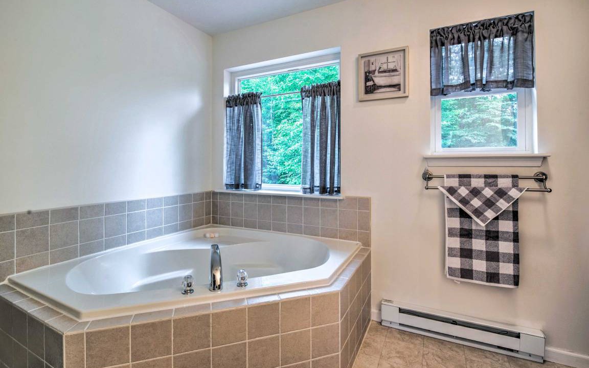 Photo of Bathroom in Tobyhanna