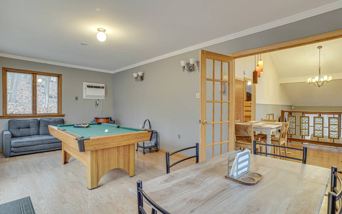 Photo of Livingroom in East Stroudsburg