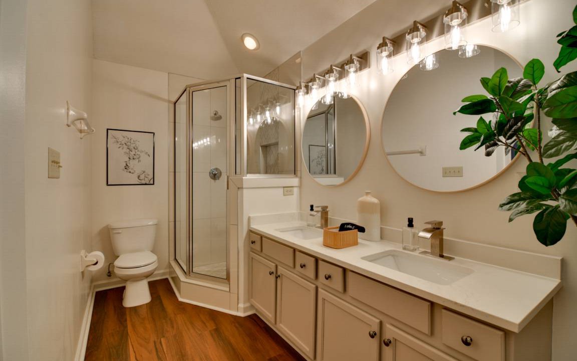 Photo of Bathroom in Cordova