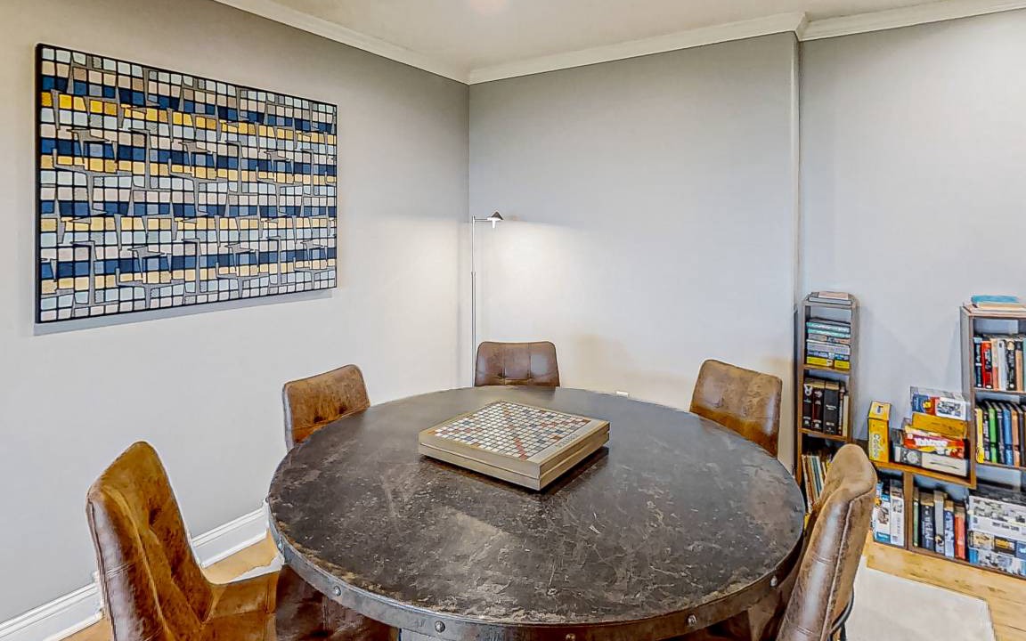Photo of Livingroom in Laurel Park