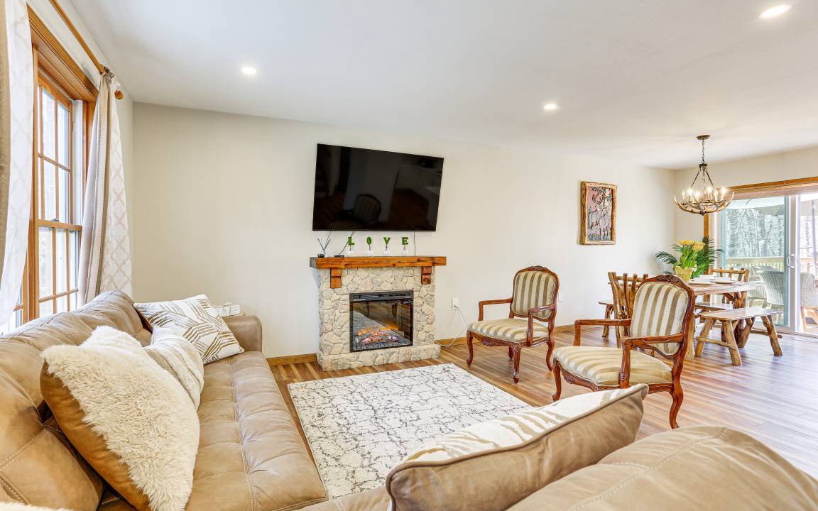 Photo of Livingroom in East Stroudsburg