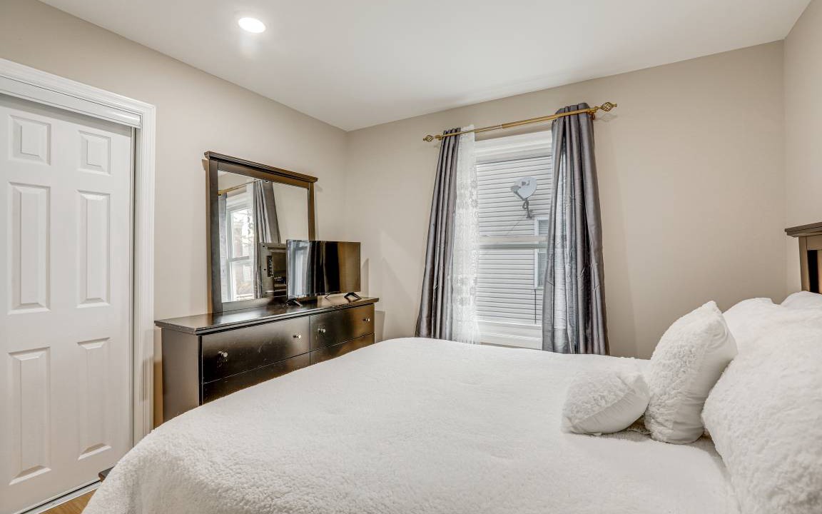 Photo of Bedroom in Irvington