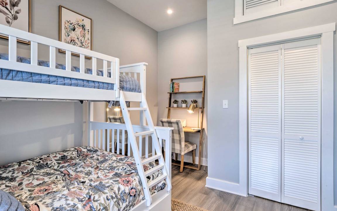 Photo of Bedroom in Noblesville