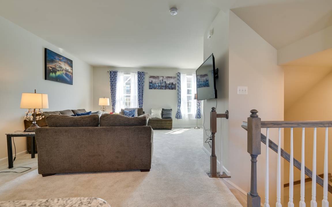 Photo of Livingroom in Potomac