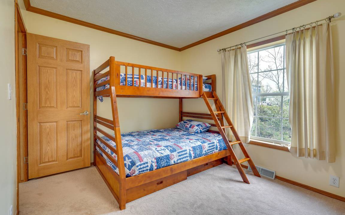 Photo of Bedroom in Zanesville