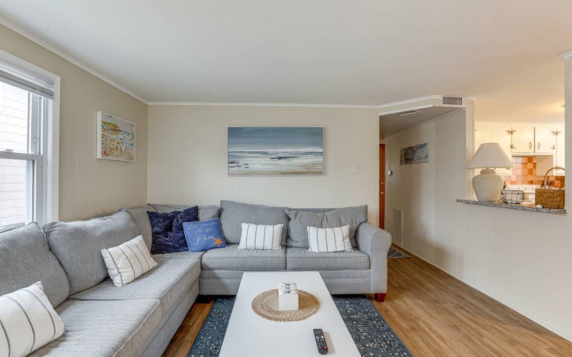 Photo of Livingroom in Beach Haven Gardens