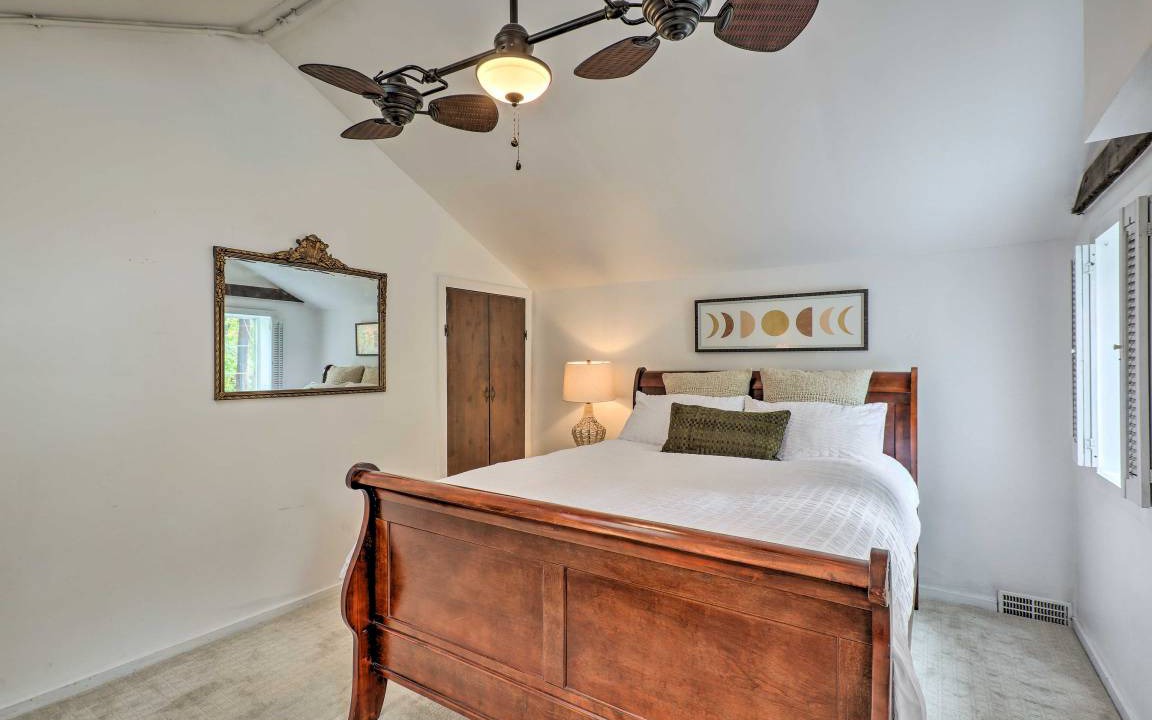 Photo of Bedroom in Lambertville