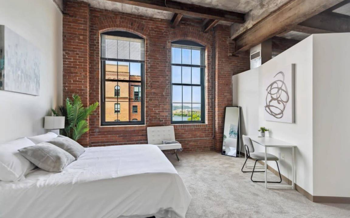Photo of Bedroom in Strip District